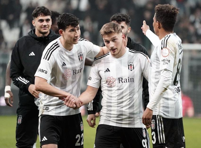 Semih Kılıçsoy Trabzonspor maçının yıldızı oldu: Premier Lig'de göreceğimiz türden bir iş!
