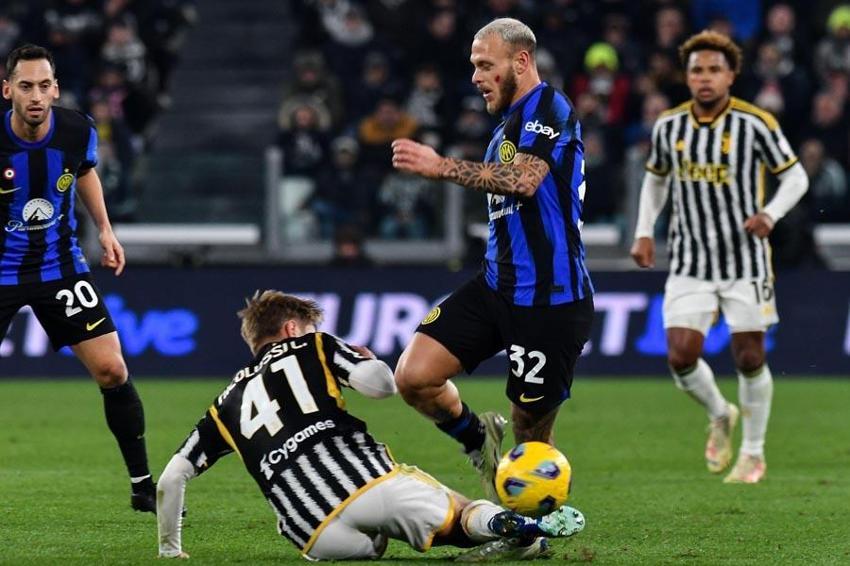 Inter Serie A'da şampiyonluğa gidiyor! Juventus maçına Hakan Çalhanoğlu damgasını vurdu: En iyi regista! Pirlo Türk oldu...