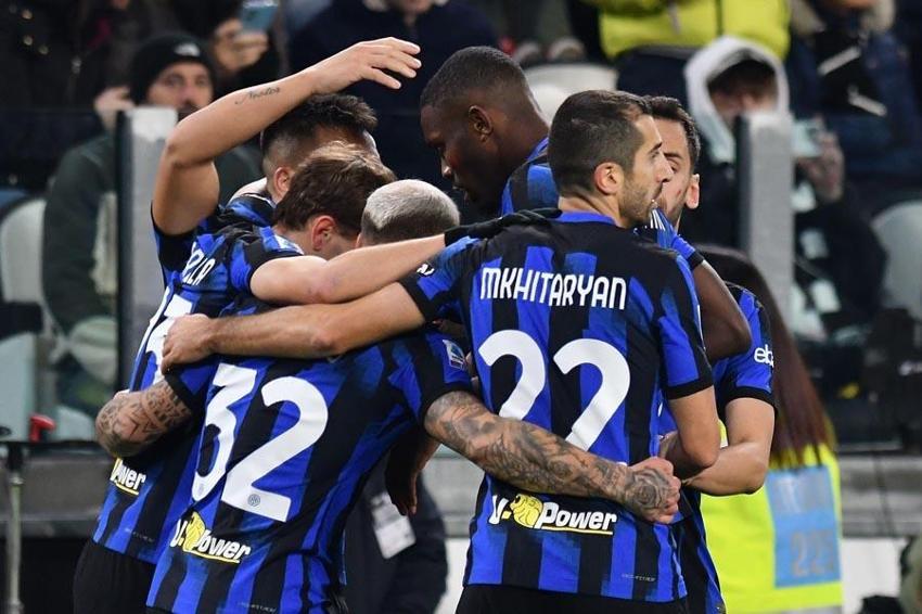 Inter Serie A'da şampiyonluğa gidiyor! Juventus maçına Hakan Çalhanoğlu damgasını vurdu: En iyi regista! Pirlo Türk oldu...