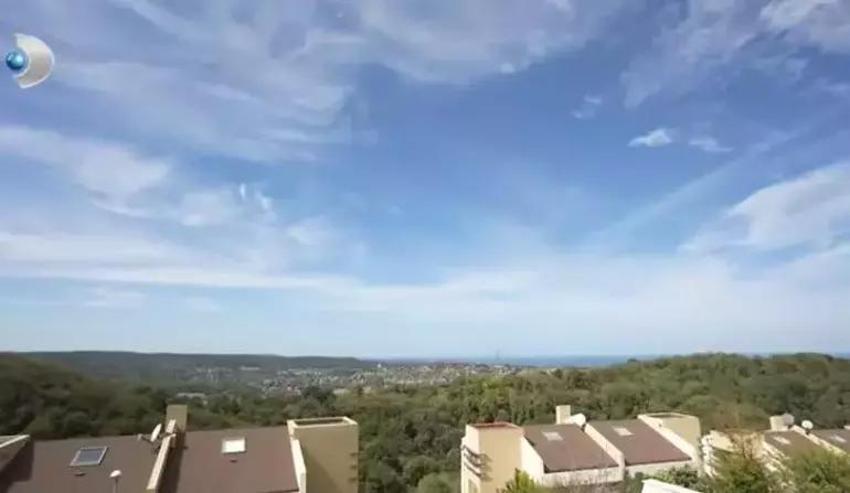 Ünlü sanatçının 4 katlı 5 odalı muhteşem villası! Çocuk parkı ve yüzme havuzu da var 