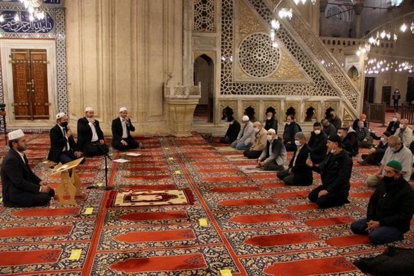 Şaban ayı öncesi Miraç Kandili'nde zikire ve tesbihe başlayın: Miraç Kandili tesbih ve zikirleri nelerdir? 