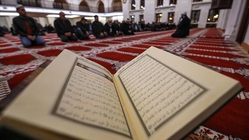 Şaban ayı öncesi Miraç Kandili'nde zikire ve tesbihe başlayın: Miraç Kandili tesbih ve zikirleri nelerdir? 