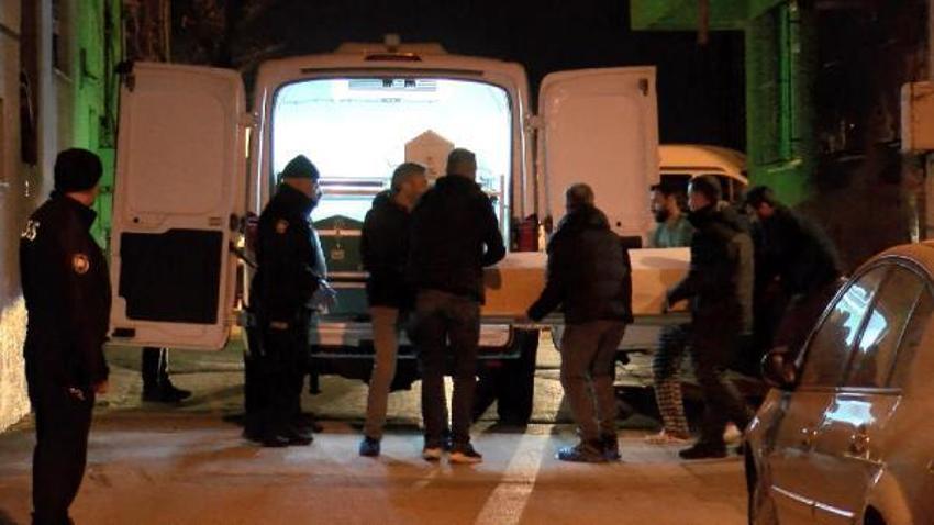 Pompalı tüfekle katliam yaptı! Annesine, babasına ve kardeşine acımadı