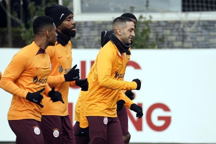 Yıldız oyuncuyu almaya paraları yetmedi! Zaha, Tete'yi es geçip itiraf ettiler