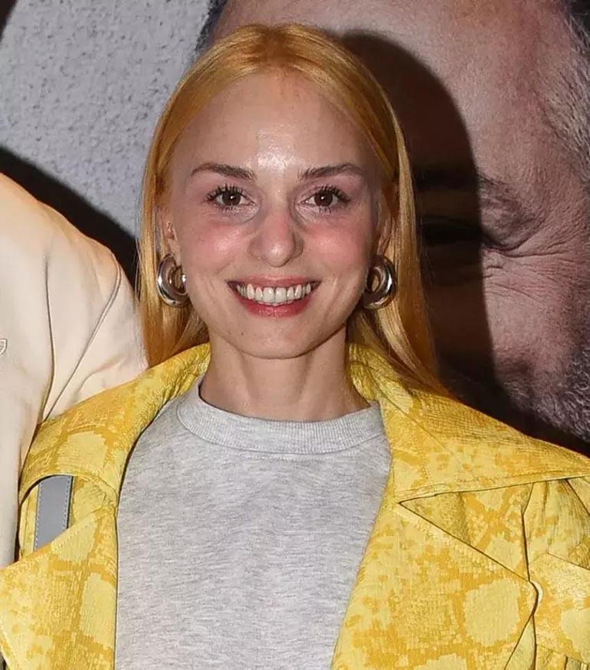 Nilperi Şahinkaya'dan 'Senden Önce' açıklaması! Harika bir dizi izleyeceğiz!