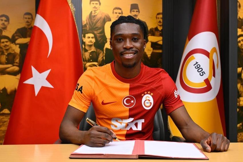 Zaha, Kerem Aktürkoğlu düşünsün! Derrick Köhn maça çıkmadan olay oldu: Utanç verici