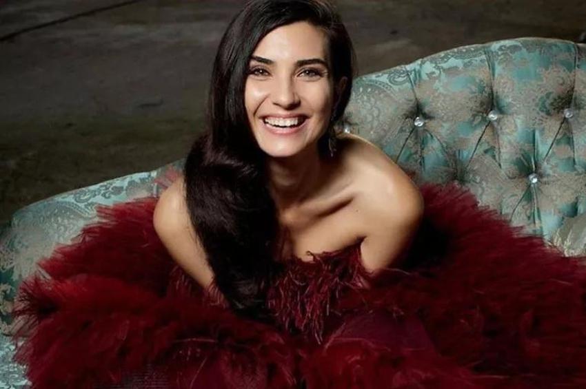 Tuba Büyüküstün'ün çocukları Toprak ve Maya büyüdü! Tıpkı babasına benziyor