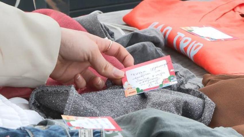 Nişantaşı'nda 14 Şubat öncesi 'eski sevgili pazarı' kuruldu 