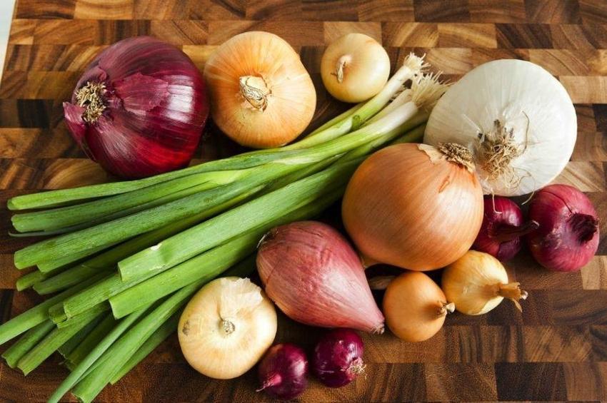 A, C, E vitaminleriyle yaşlanmaya karşı tek başına savaşıyor! Her yemeğe bir çimdik dökün: 25 farklı antioksidan içeriyor!