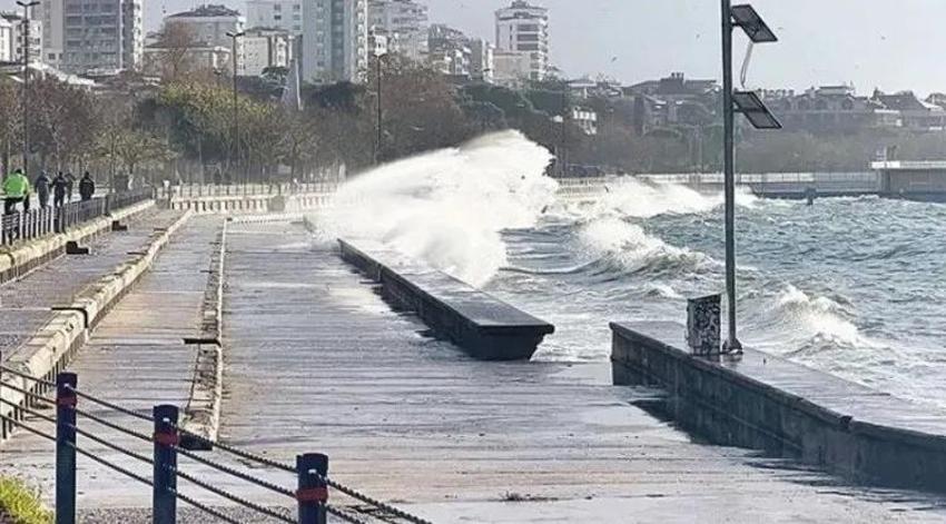 Olası İstanbul depreminde 7 metrelik tsunami uyarısı yaptı! İstanbul'da tsunami riski olan ilçeler hakkında son kez konuştu!