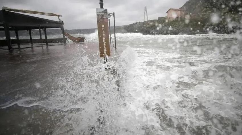 Olası İstanbul depreminde 7 metrelik tsunami uyarısı yaptı! İstanbul'da tsunami riski olan ilçeler hakkında son kez konuştu!