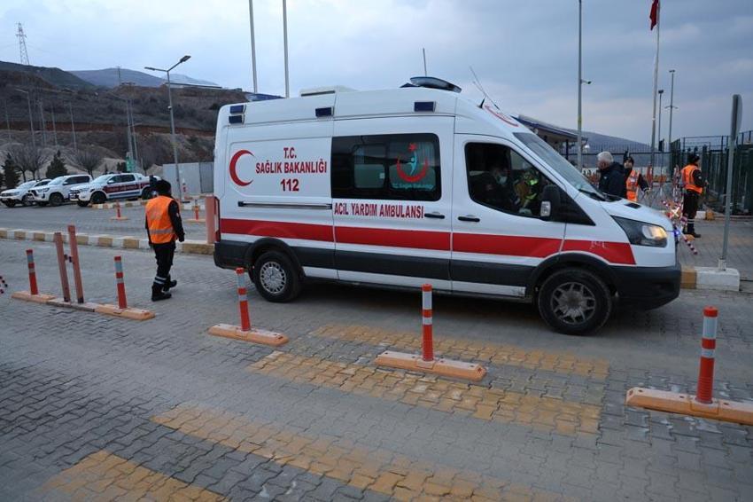 Erzincan'da altın madeninde toprak kayması! Bakan Yerlikaya: 9 kişiye ulaşılamıyor