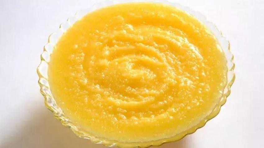 Süte 1 kaşık ekleyin: Ne ağrı ne sivilce kalıyor! A,D,E,K vitaminlerini bir çırpıda alacaksınız