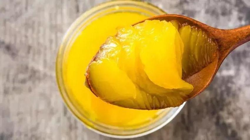 Süte 1 kaşık ekleyin: Ne ağrı ne sivilce kalıyor! A,D,E,K vitaminlerini bir çırpıda alacaksınız