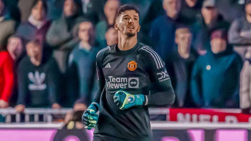 Altay Bayındır bombası patlıyor! Galatasaray'ı duyurdular