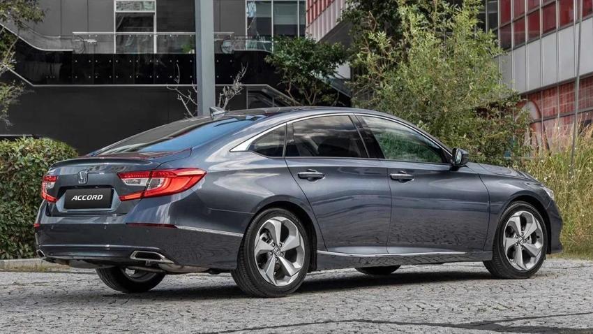 Honda kimsenin beklemediği indirimi o model için yaptı! Listeyi gören inanamadı