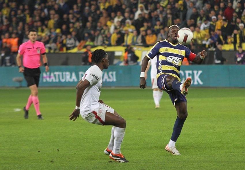 Ankaragücü-Galatasaray maçında penaltıdan önce faul var mı? Halem Ali Şansalan'ın iptal kararı doğru mu?