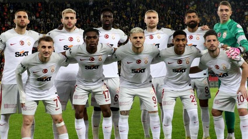 Galatasaray'ın stoperlerinden muhteşem performans!
