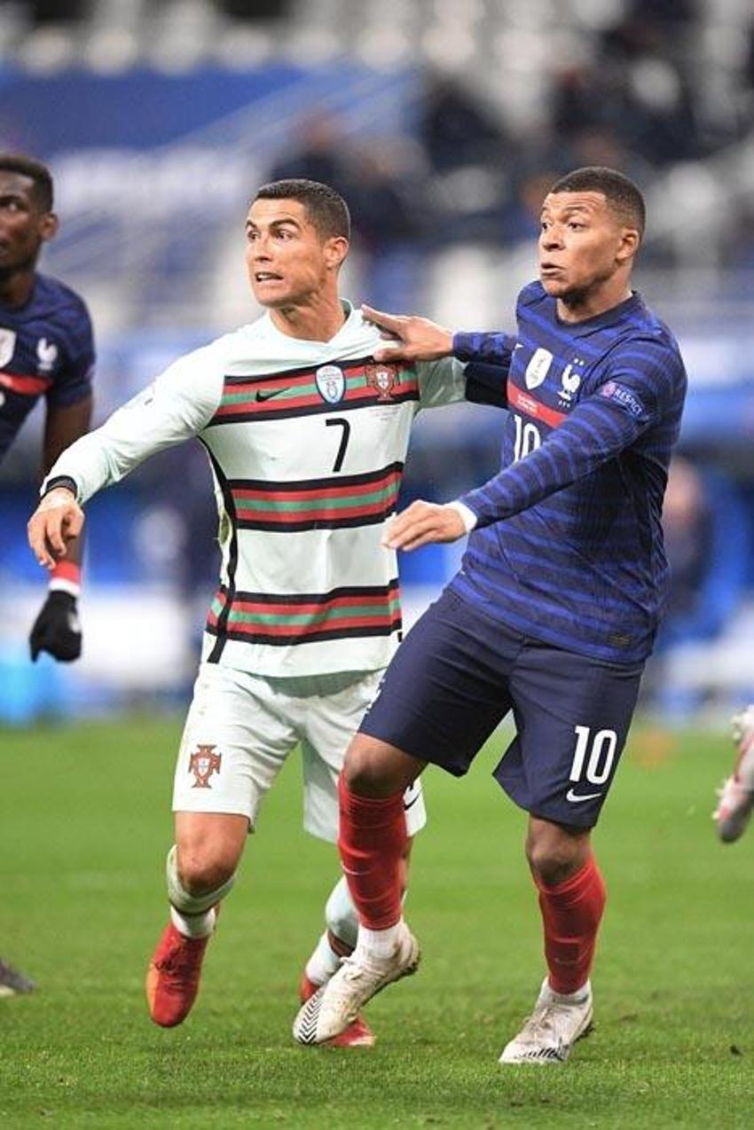 Yılın transferinde Mbappe Real Madrid ile her konuda anlaştı! İşte çılgın imza parası ve yıllık maaşı...