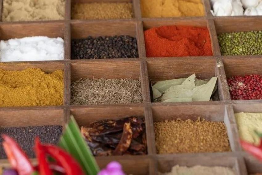 Terleten meyve ne iltihap bırakıyor ne eklem ağrısı! Çorbanıza bir çimdik atın ve...