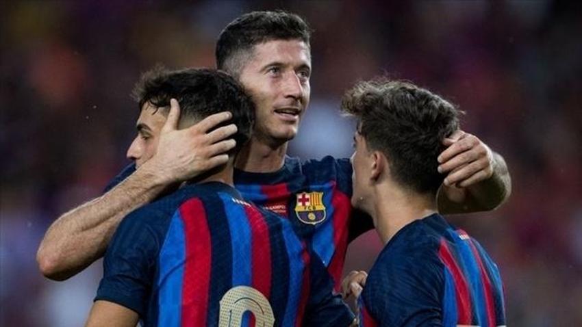 Napoli- Barcelona maçı hangi kanalda? Şampiyonlar Ligi'nde son 16 turu: Napoli- Barcelona maçı saat kaçta?