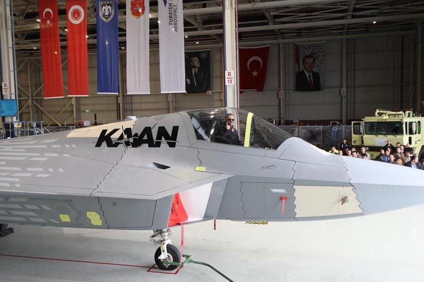 Türkiye için tarihi ve kritik aşama aşıldı! İşte KAAN ve F-16 karşılaştırması
