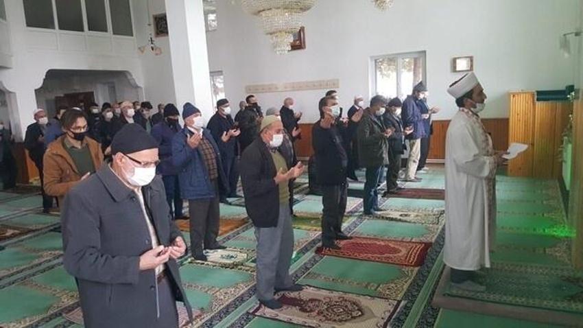 Cuma namazı saati kaçta? 23 Şubat 2024 İstanbul, İzmir, Ankara, Bursa il il Cuma namazı vakti