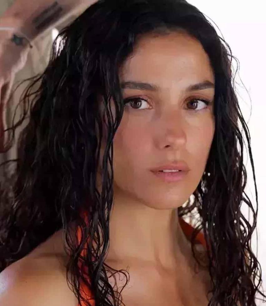 Liseli aşıklar gibi el ele yakalandılar
