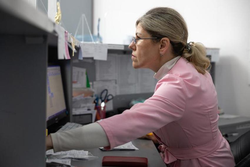 Klinik destek elemanı nedir, ne iş yapar? Klinik destek elemanı hastane maaşı 2024 ne kadar, klinik destek elemanı alımı başvuru nasıl yapılır?
