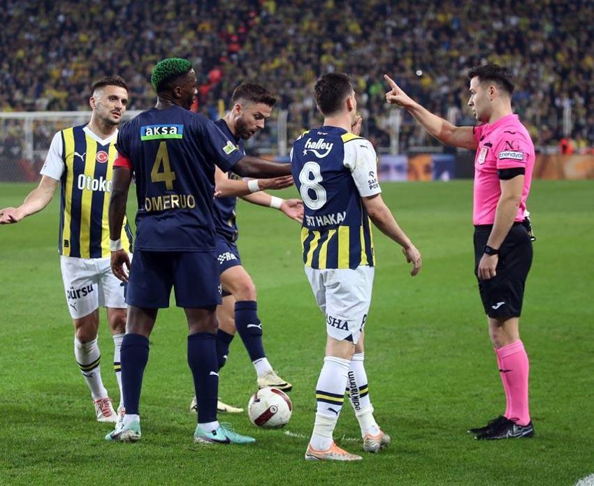 Fenerbahçe, Kasımpaşa karşısında 3 puanı son dakika golü ile aldı