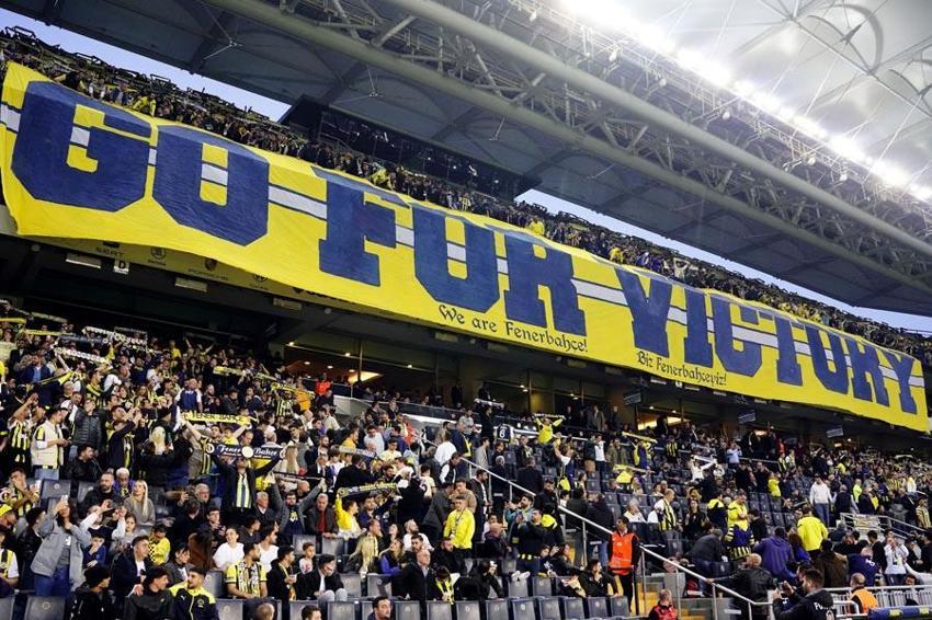Fenerbahçe, Kasımpaşa karşısında 3 puanı son dakika golü ile aldı