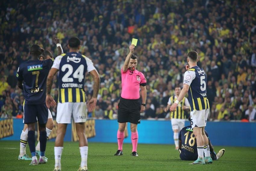 Fenerbahçe, Kasımpaşa karşısında 3 puanı son dakika golü ile aldı