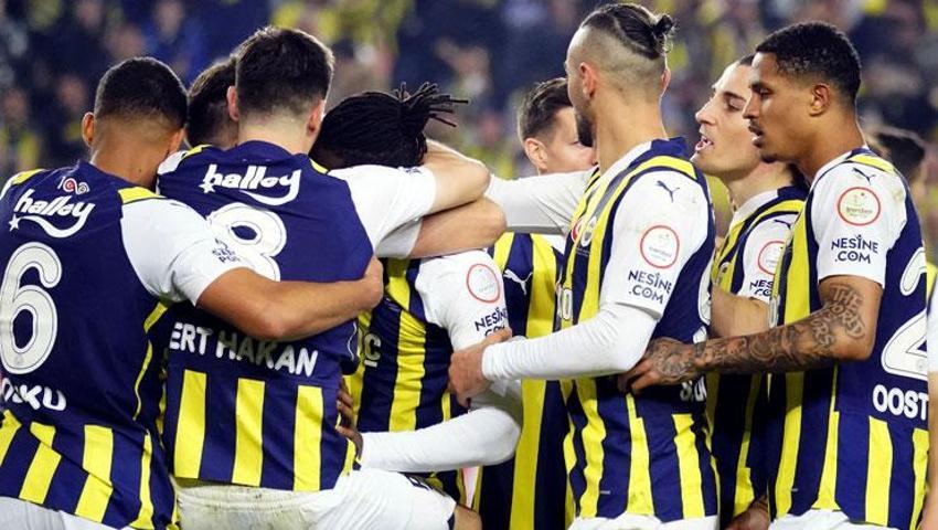 Fenerbahçe, Kasımpaşa karşısında 3 puanı son dakika golü ile aldı
