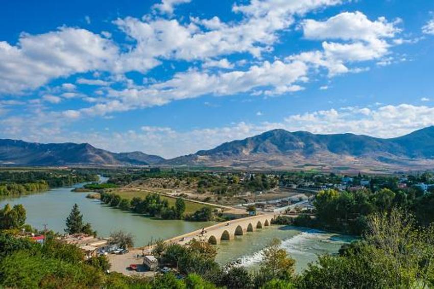 Tarihi dokusuyla büyülüyor! Adana'ya gidip burayı görmeden dönmeyin