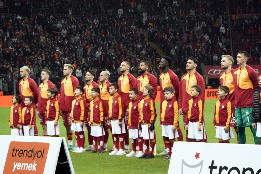 Daha forma bile giymedi! Yeni transfer Galatasaray'dan ayrılıyor, işler karışacak