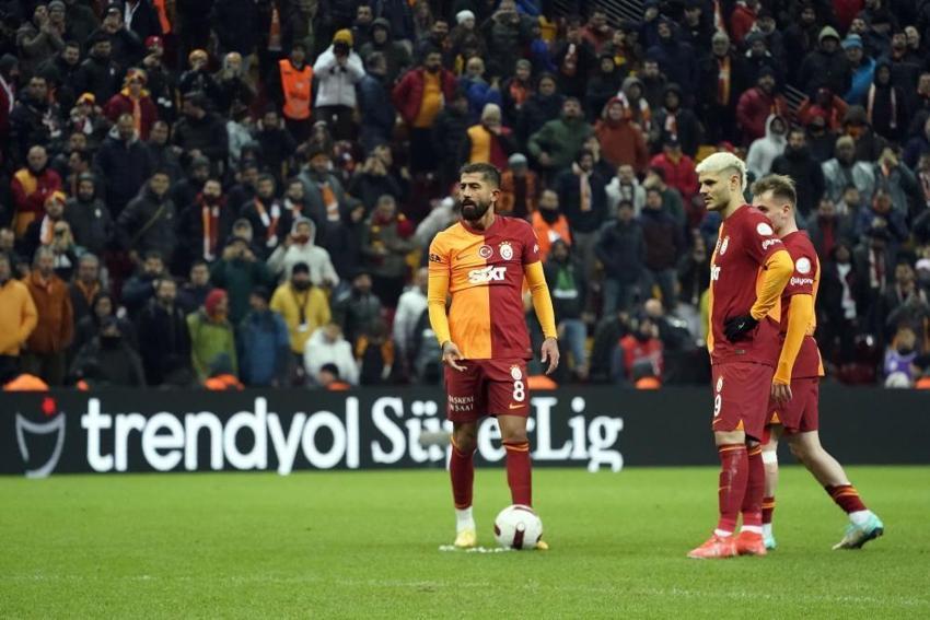 Daha forma bile giymedi! Yeni transfer Galatasaray'dan ayrılıyor, işler karışacak