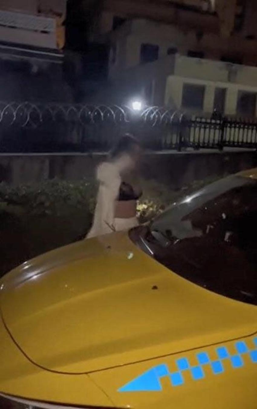 Kadın müşteri taksiciye kabusu yaşattı! Taksimetre ücretini ödememek için küfür edip polise saldırdı