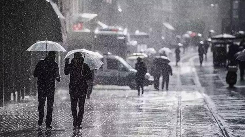 Kar yağışı ve gök gürültülü sağanak yağış! Meteoroloji'den Marmara ve Güneydoğu Anadolu için toz taşınımı uyarısı