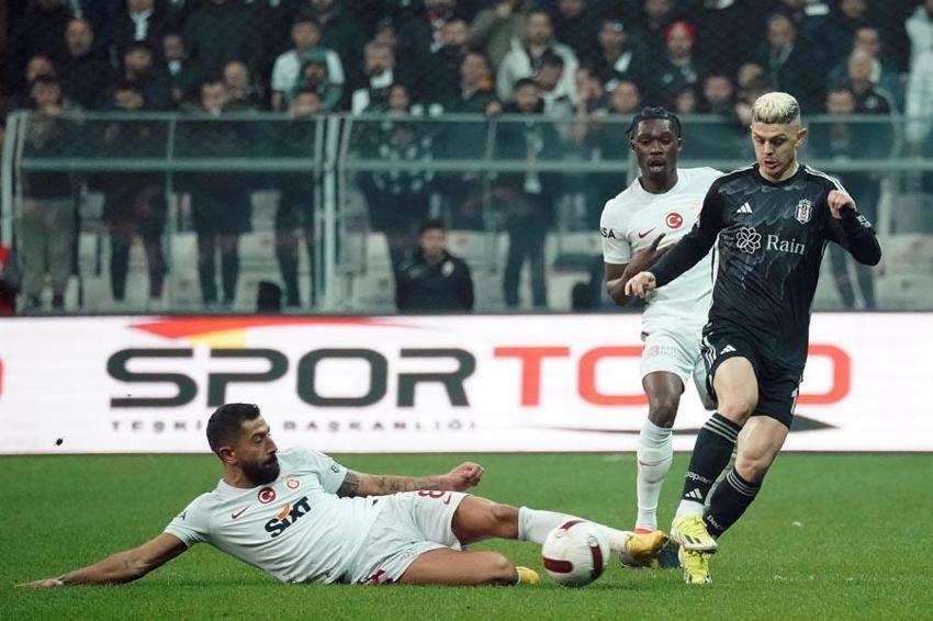 Beşiktaş-Galatasaray derbisinin gizli kahramananı! Maçın ardından ağır eleştiri ve övgü: Bu adamı hangi akıl transfer etti?