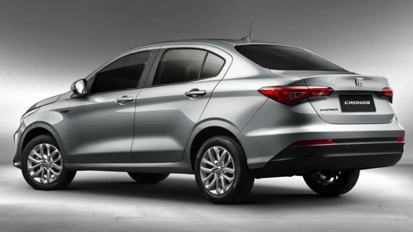 Yeni kasa Fiat Linea Türkiye'de satışta; Fiat Linea fiyatı şaşkına çeviriyor