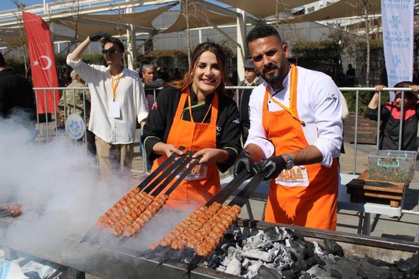 Aydın'da Adana günleri! Tanıtım bahane, kebap ve şırdan şahane