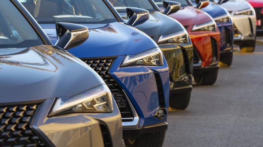 Sıfır arabada fiyatlar değişti! İşte marka marka otomobil fiyatları...