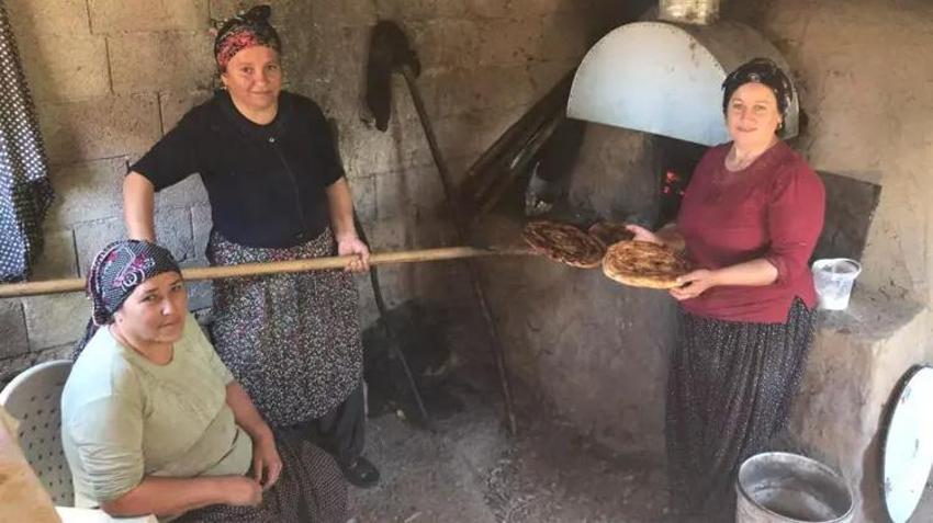 Bir kez tadına bakan bir daha asla unutamıyor! İşte Adana'nın muhteşem lezzeti kömbe