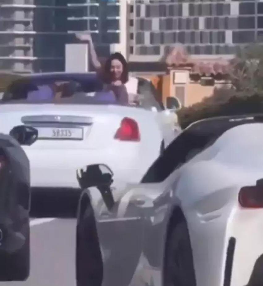 Demet Akalın’dan Ebru Gündeş açıklaması! ‘Çok mutlu oldum onun adına’