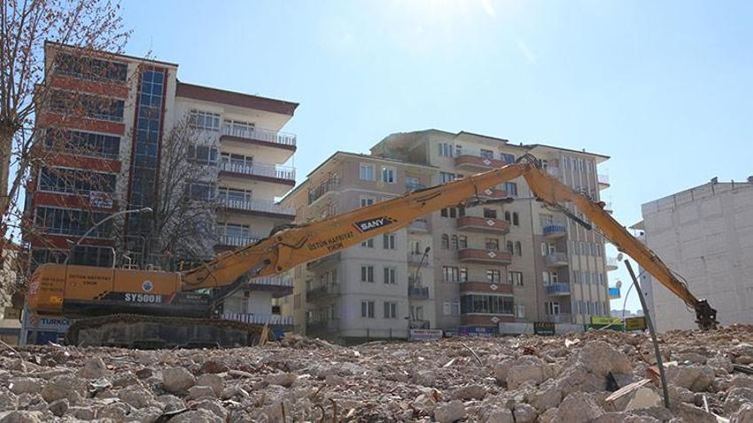 300 bin TL maaşla iş imkanı! 2024 ücretleri güncellendi: Saati 2.500 liradan başlıyor