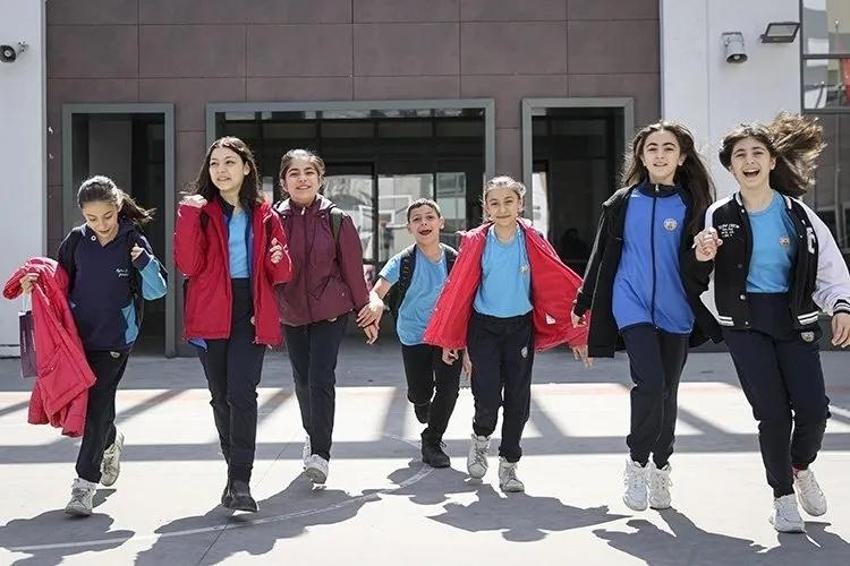İkinci ara tatil ne zaman, hangi tarihte? MEB Nisan ara tatil zamanını açıkladı! Nisan ara tatili ayın kaçında?