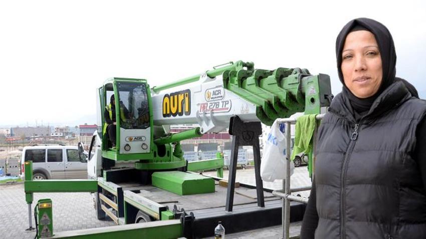 İki çocuk annesi'nin yapmış olduğu iş görenleri şaşkına çevirdi