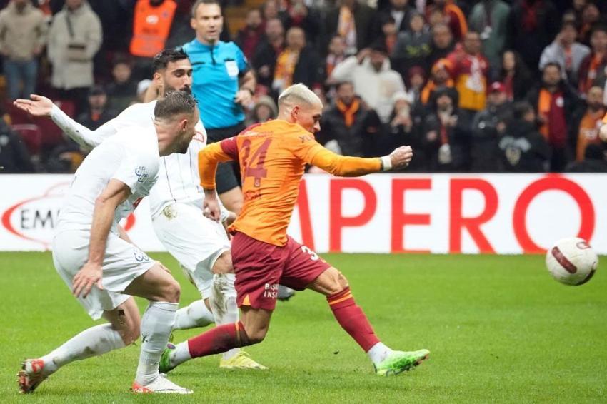Zaha yine bildiğiniz gibi! Okan Buruk artık dayanamadı, çantanı topla, güle güle