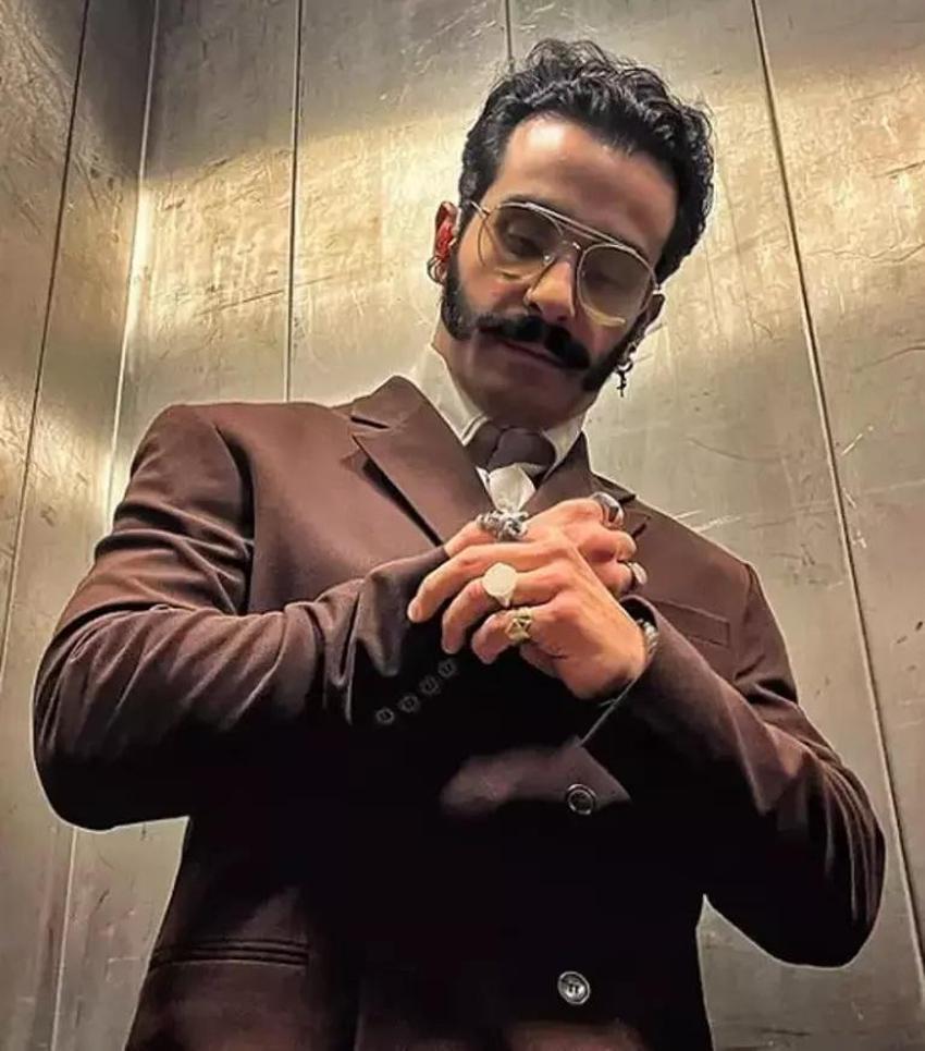 Gökhan Türkmen: Estetik yaptırıp bir de inkar ediyorlar!