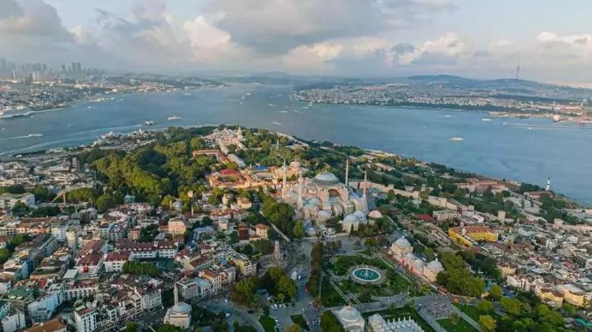 Naci Görür'den uyarı! Depremin büyüklüğü 7.2 ile 7.6 arasında olabilir